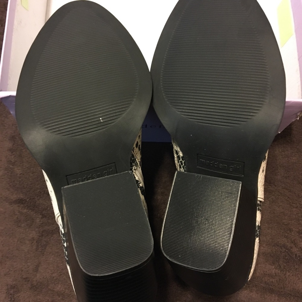 NWT Madden Girl Boots - Picture 3 of 3